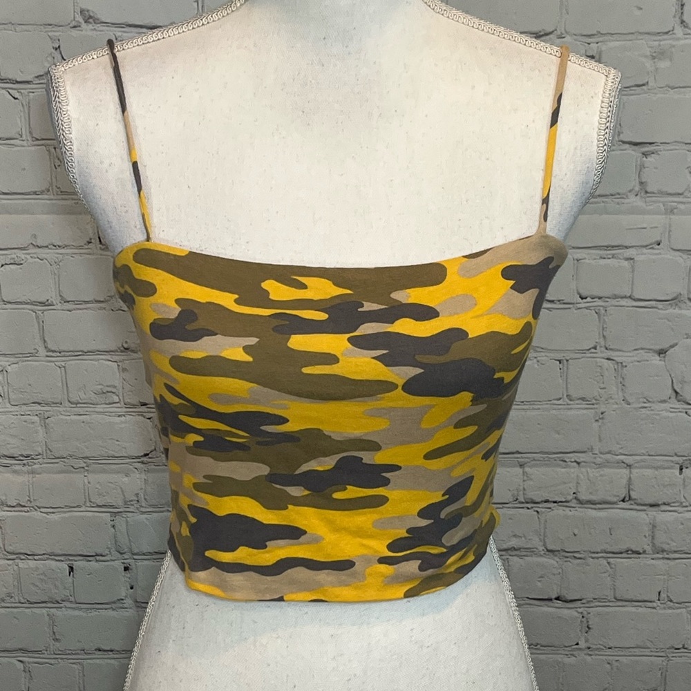 FASHION NOVA "Alana" Yellow Camo Cropped Top-Medium